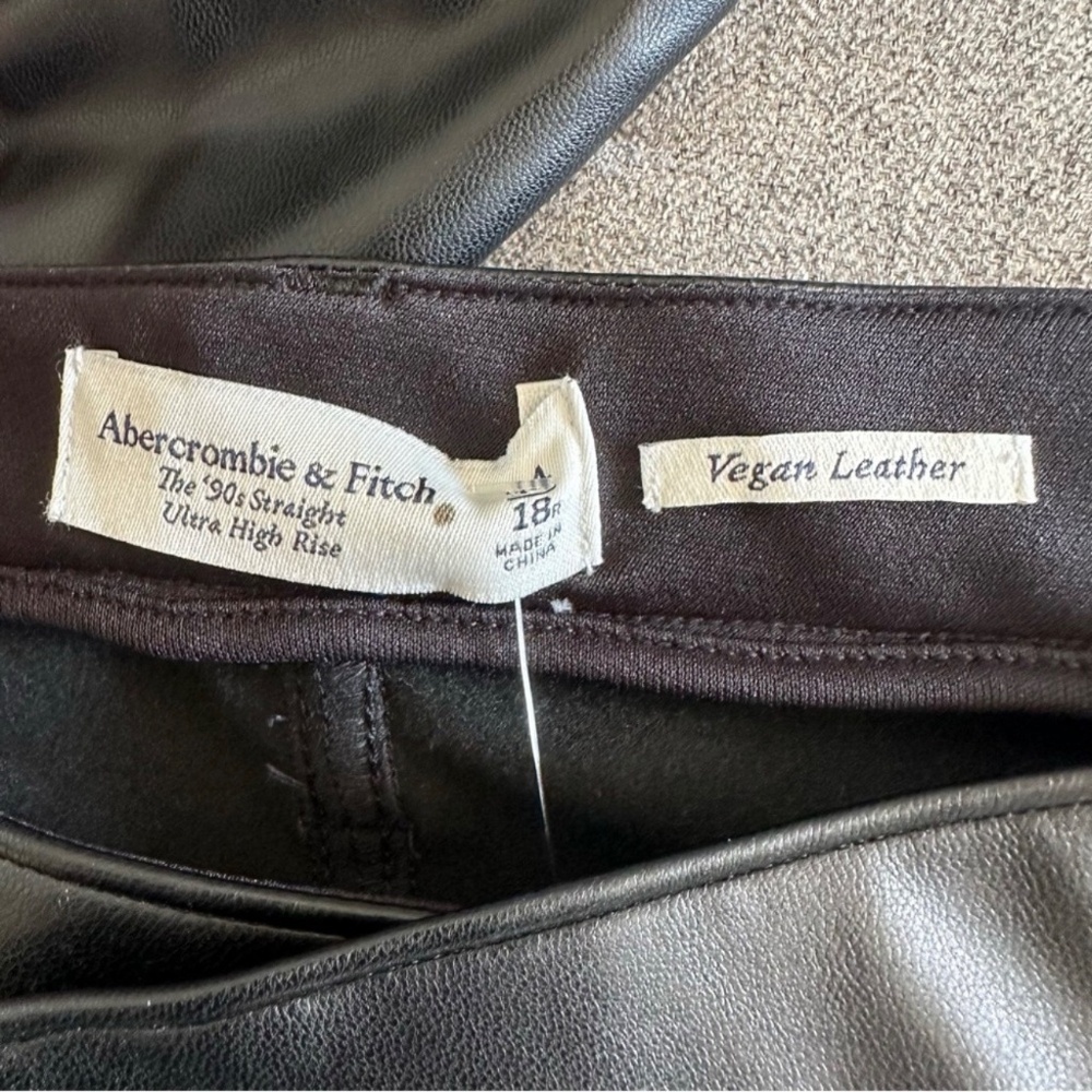 NWT Abercrombie & Fitch Vegan Leather 90s Straight Ultra High Rise Pants - Picture 5 of 5